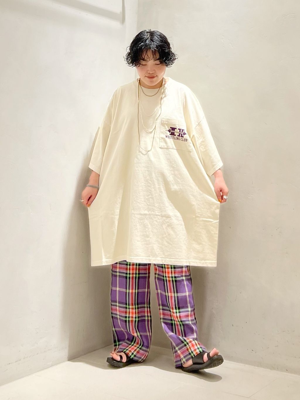 HARi】GIANT TSHIRTのコーディネートスナップ（MM）｜journal standard