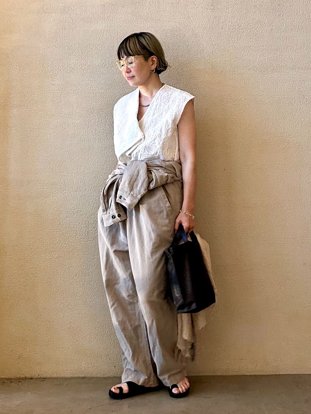 HTS】COTTON LINEN OVERALLSのコーディネートスナップ（E.O）｜journal 