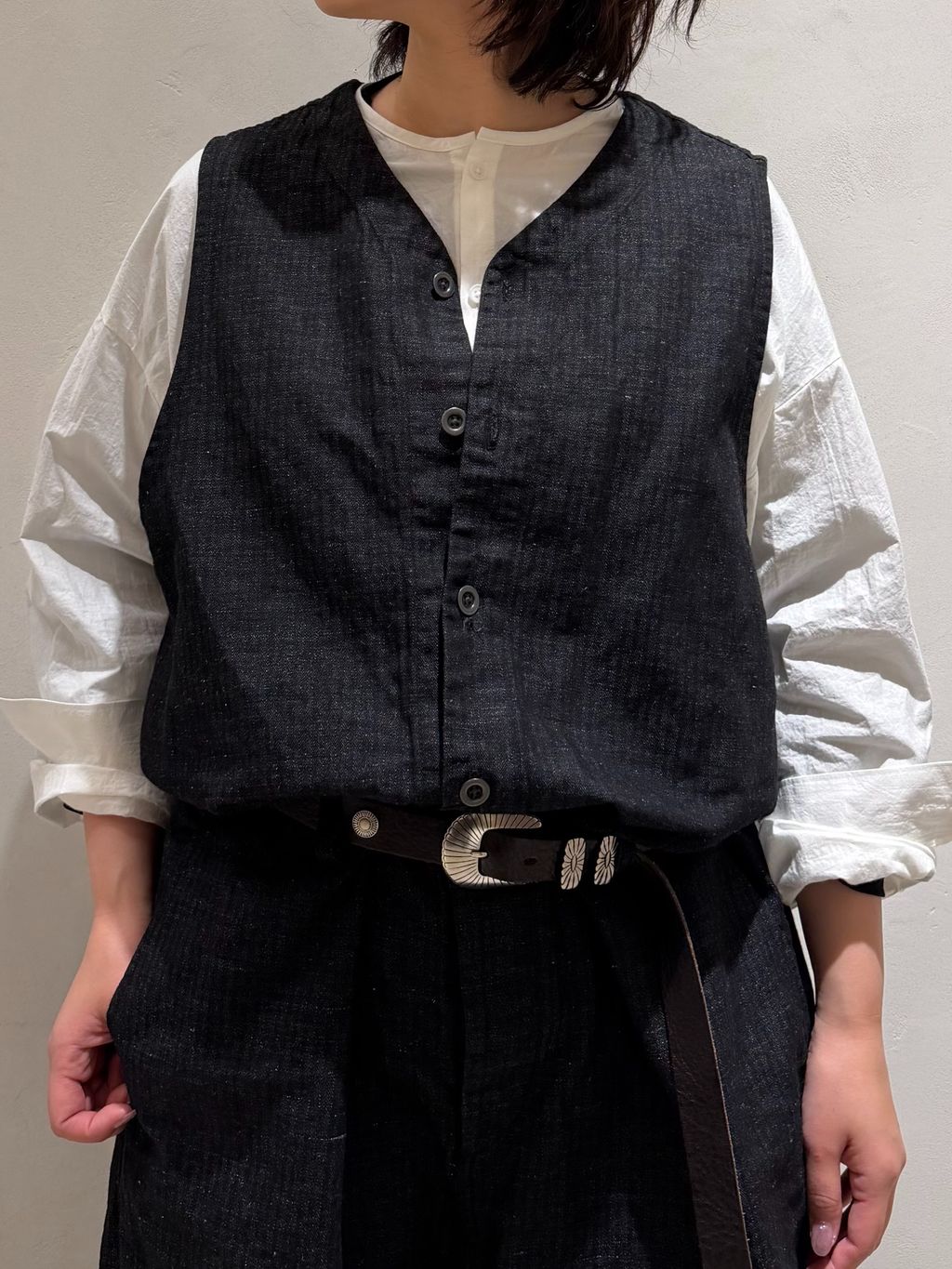 スパイラルジャージプルオーバーのコーディネートスナップ（AT