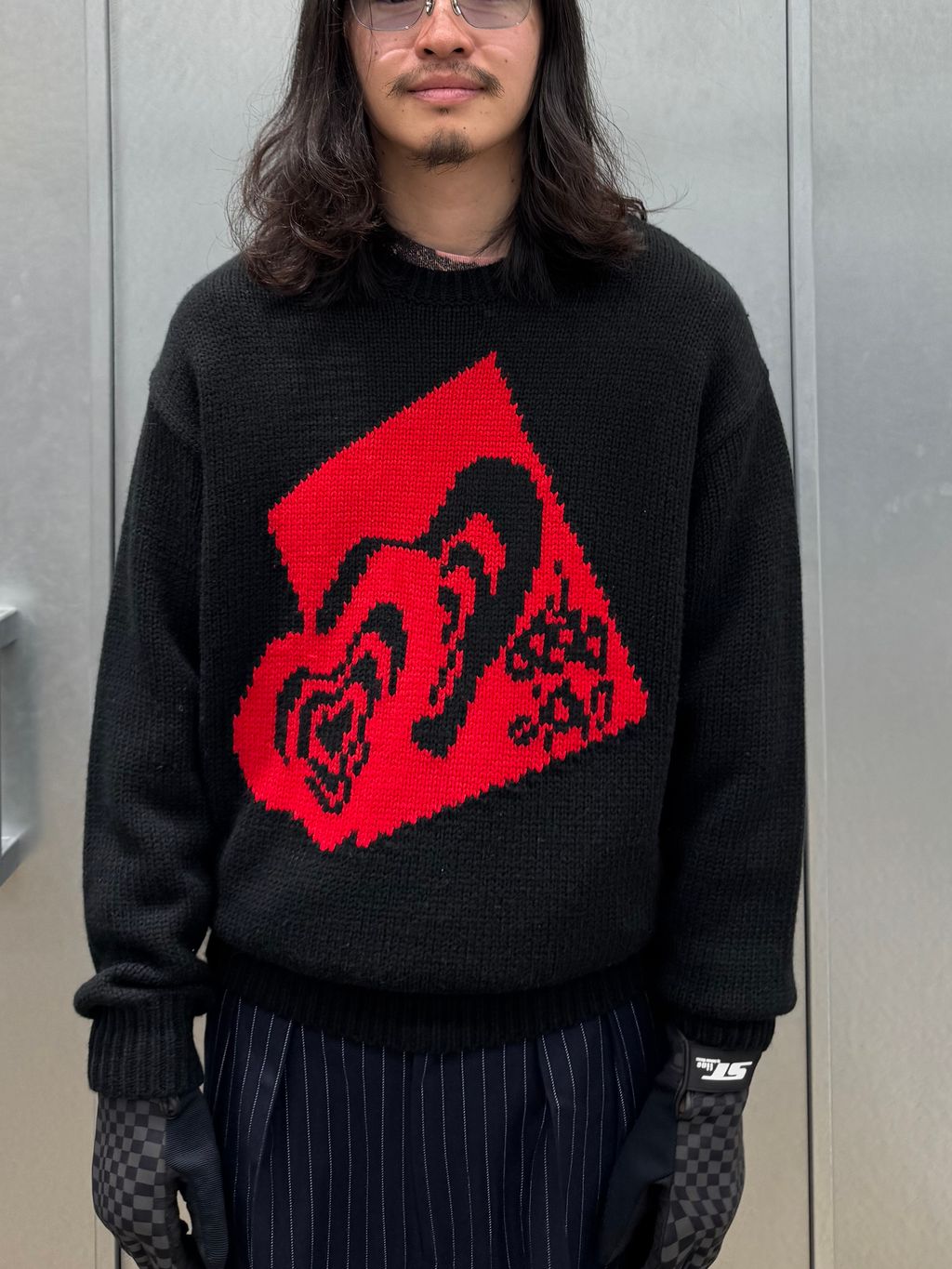 J ビッグモチーフ ヘビーニットのコーディネートスナップ（はせしゅん