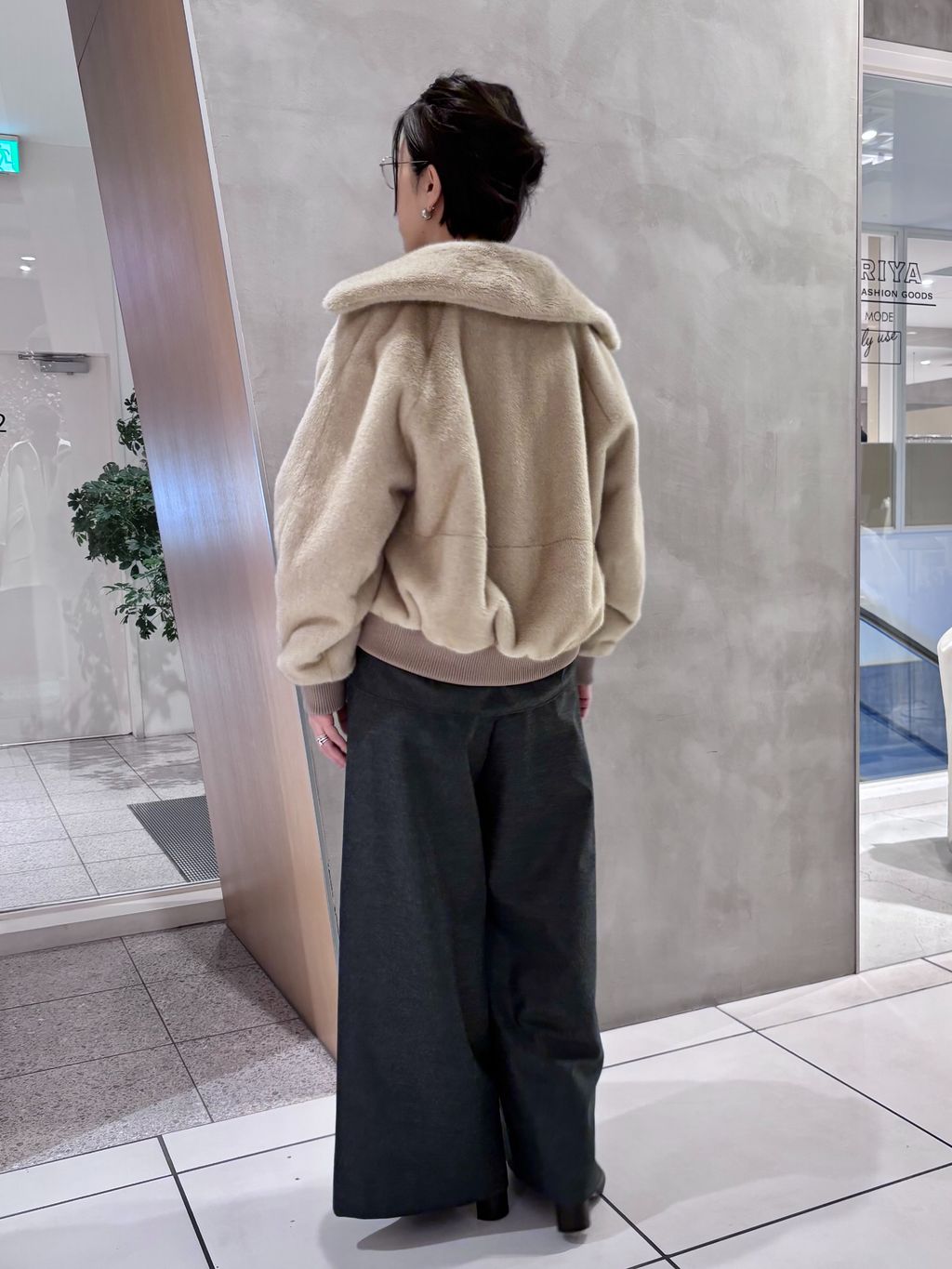 IENA LA BOUCLE ecoファーブルゾンのコーディネートスナップ（ota