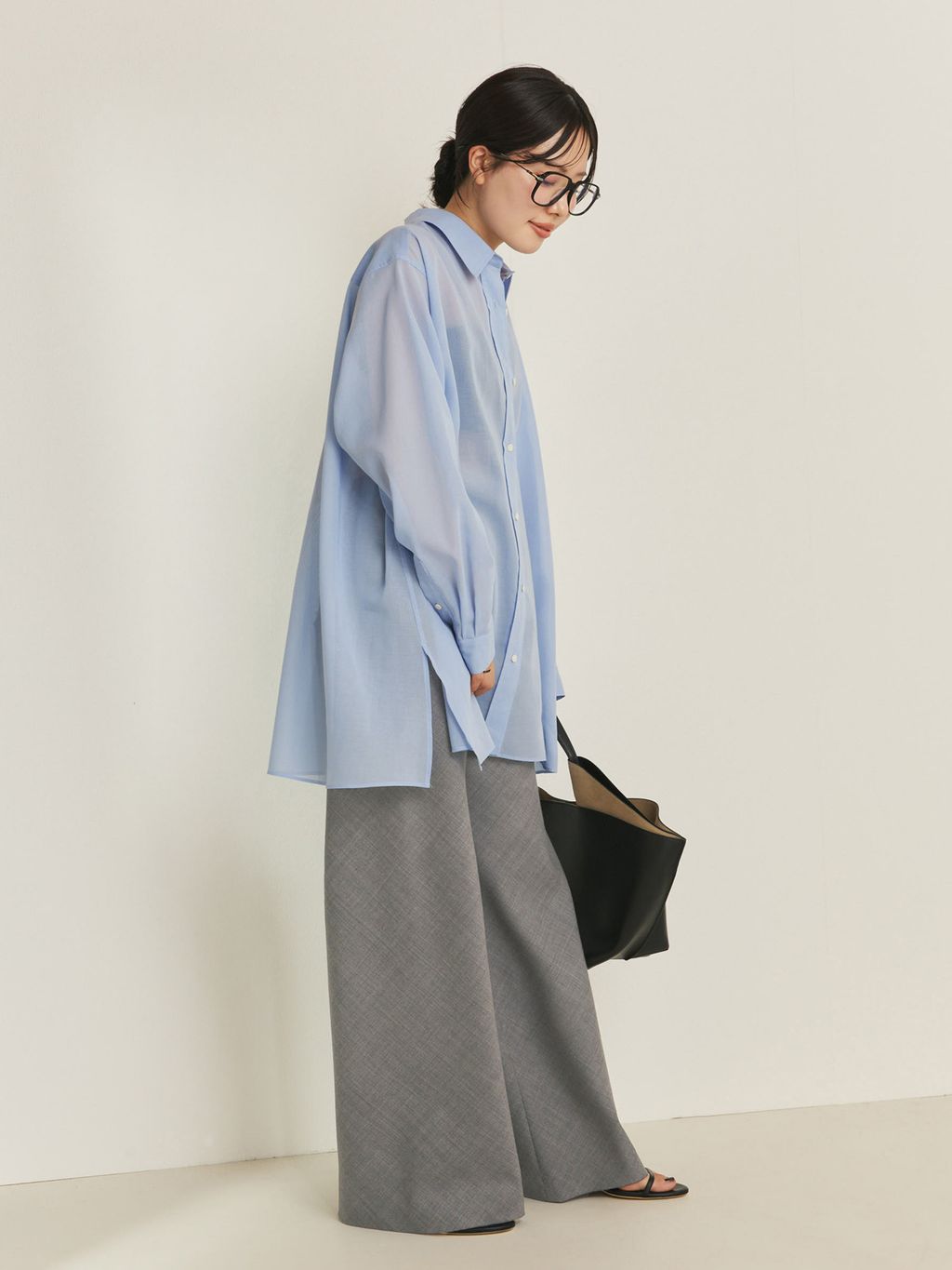 予約》Worsted Bias Relax パンツのコーディネートスナップ（risa