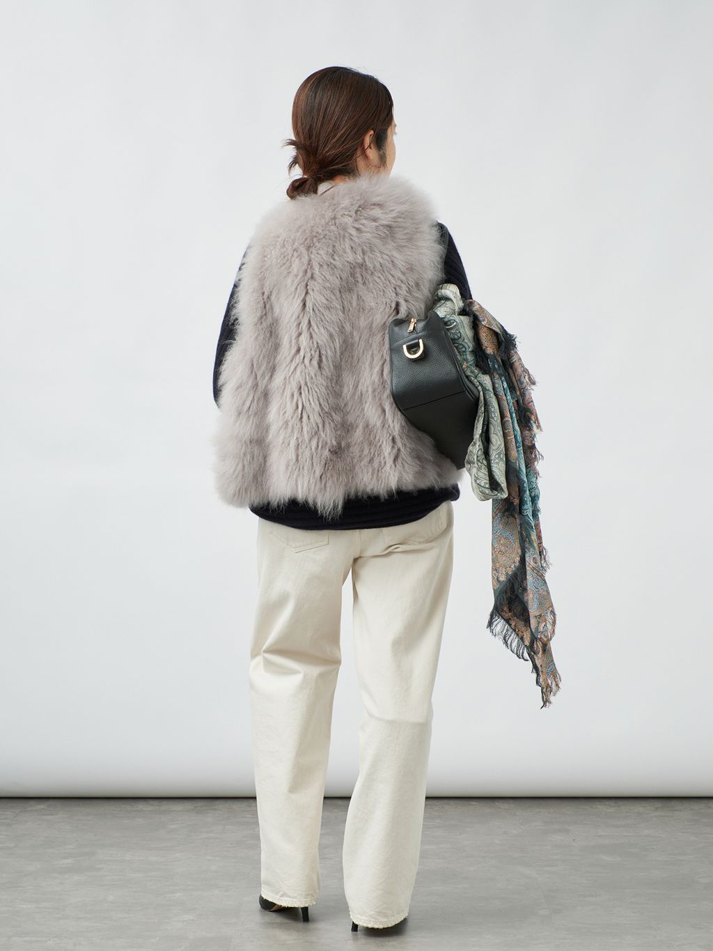 美品 VERMEIL par iena アルパカ ウィンドペン ジャギーストール Cashmere Fur giletのコーディネートスナップ（Woody）｜VERMEIL par