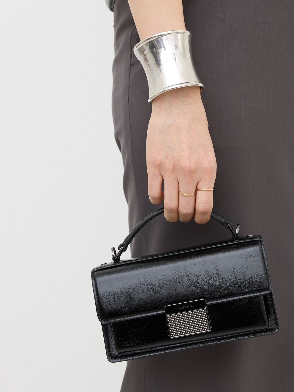 FINE WOOL TIGHT SKIRTのコーディネートスナップ（BUYER.Y）｜L