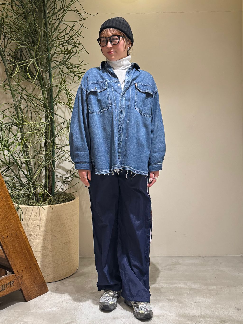 OUTDOOR PRODUCTS Usual Things