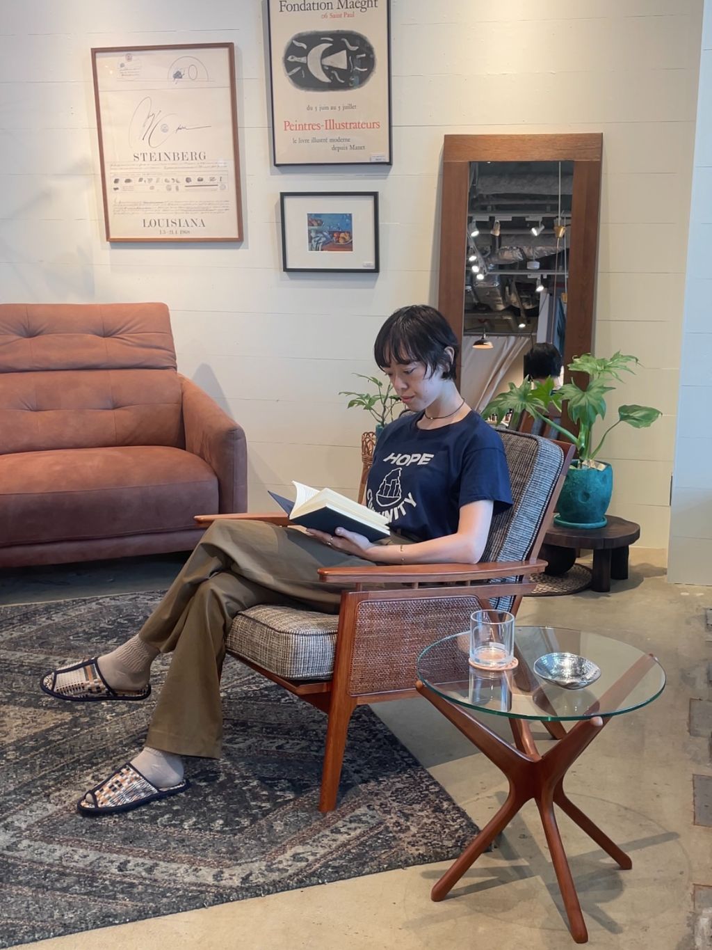 JOURNAL STANDARD FURNITURE