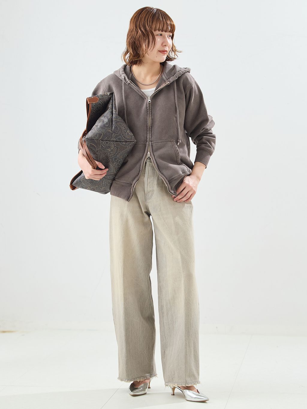 JOURNAL STANDARD L'ESSAGE