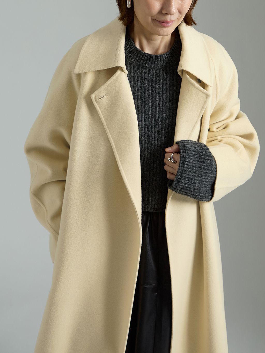 シャルムビーバーコートのコーディネートスナップ（VERMEIL Online