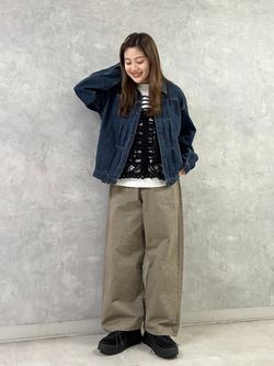 バックサテンCPOシャツブルゾンのコーディネートスナップ（M.F