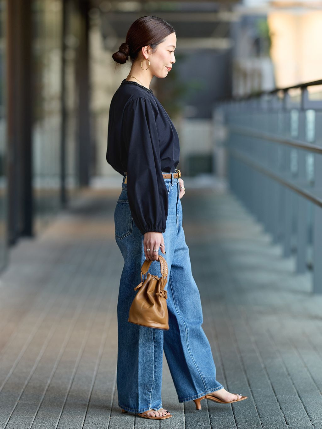 トップス miyuu 予約》手洗い可 / デザインネックパフスリーブブラウスの