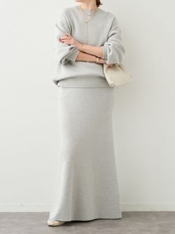 予約》*SMOOTH TOP クルーネック プルオーバーのコーディネート
