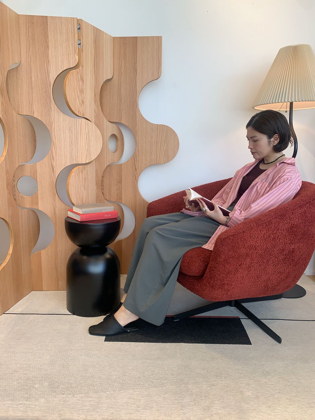 JOURNAL STANDARD FURNITURE