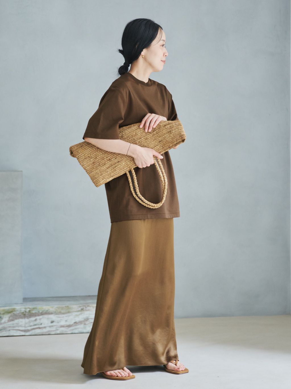 追加》RAFFIA BASKET バッグ 2のコーディネートスナップ（midori