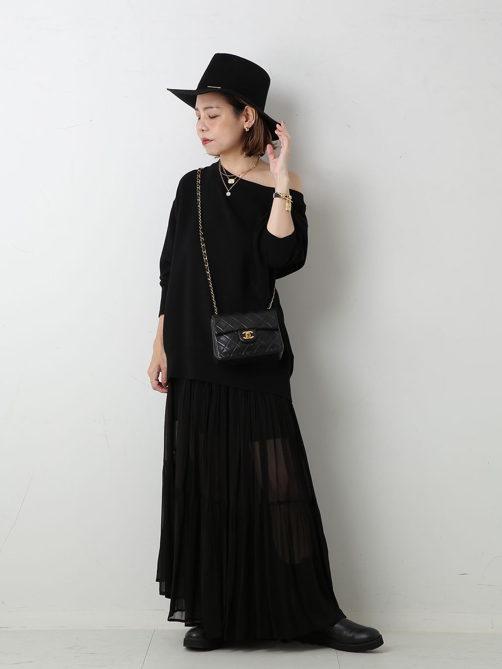 VINTAGE CHANEL/シャネル】Matelasse ショルダーバッグ 17の