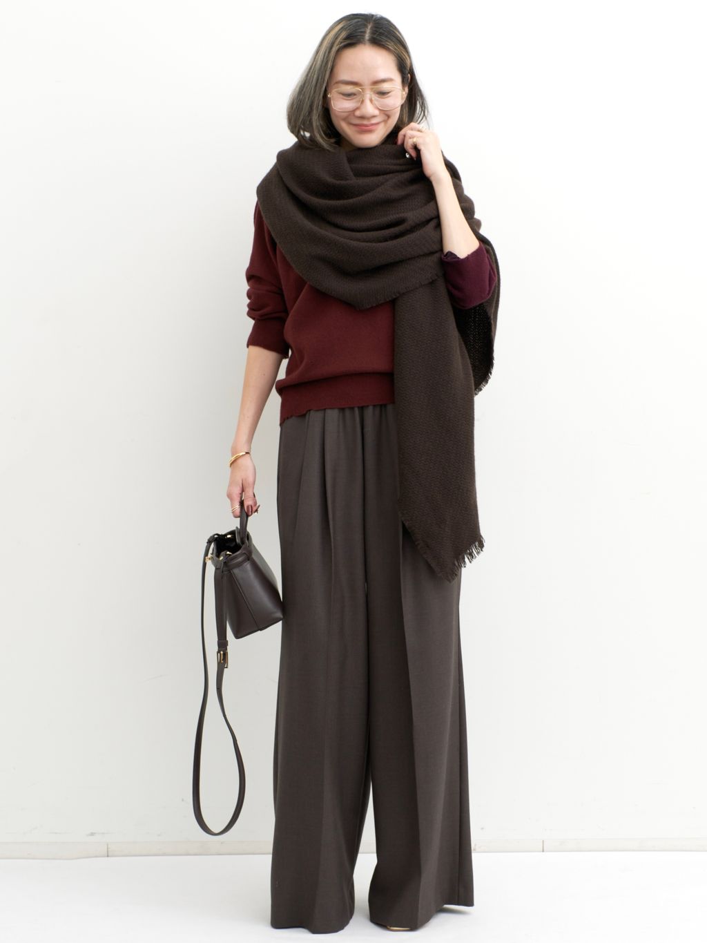 ALONPI/アロンピ】CASHEMERE STOLEのコーディネートスナップ（STAFF.S