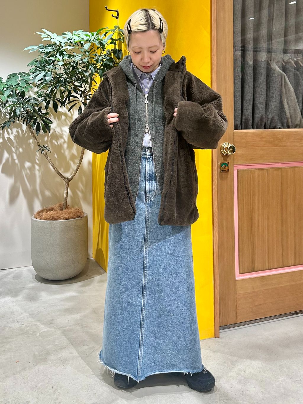 OUTDOOR PRODUCTS Usual Things