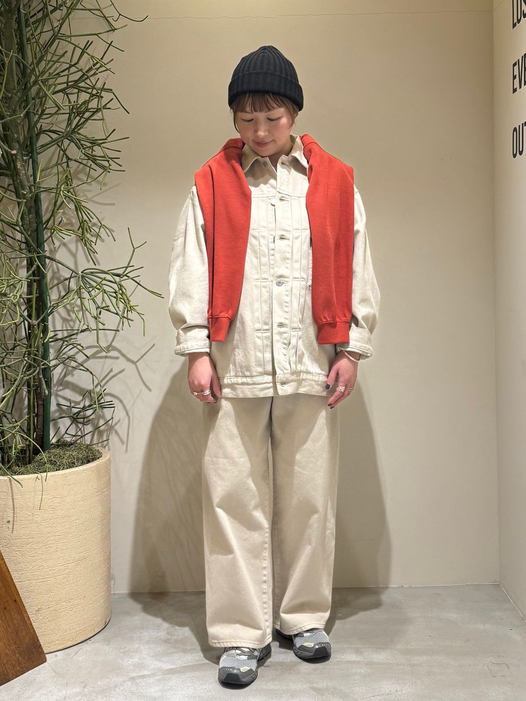 OUTDOOR PRODUCTS Usual Things