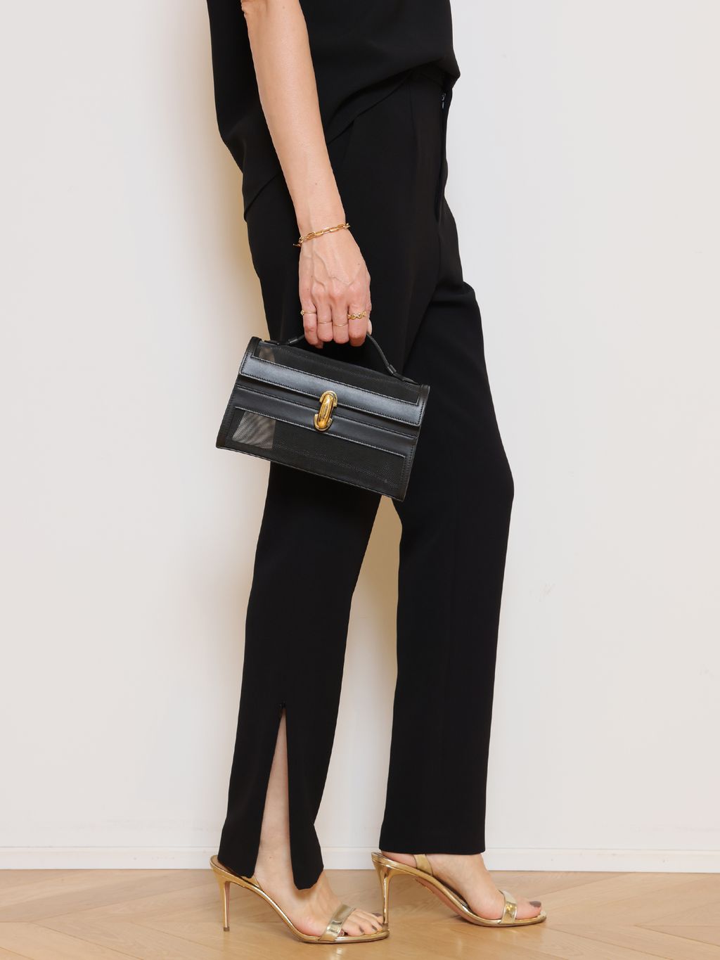 トリアセGG ノースリーブプルオーバーのコーディネートスナップ（MUSE