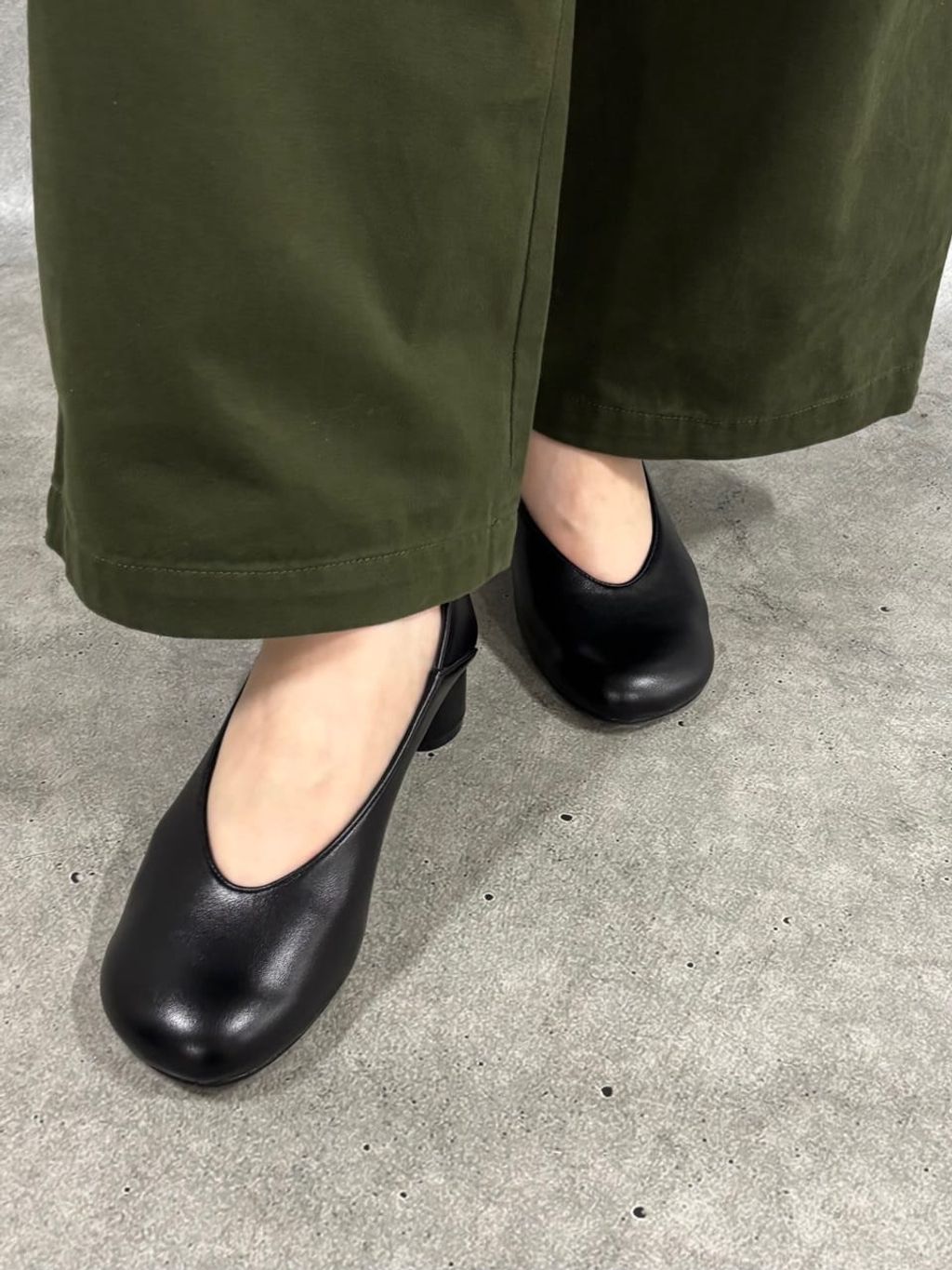 Higuchi*S2WAYハイウエストパンツのコーディネートスナップ（Sakuma