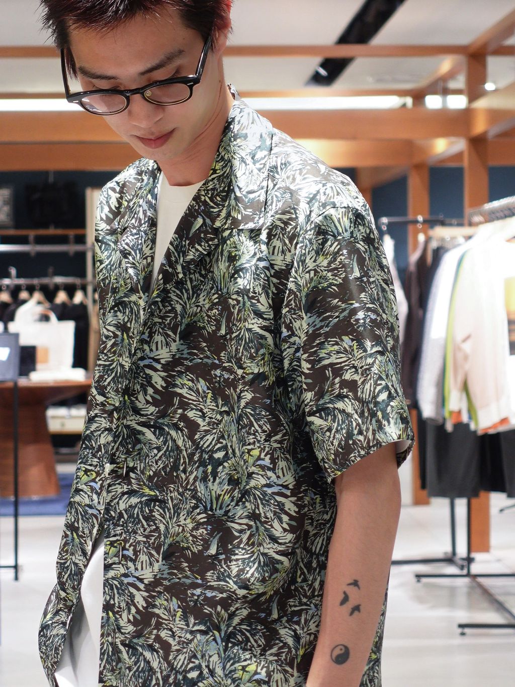 AURALEE (オーラリー) PRINTED AIRY SILK HALF-SLEEVED Sの