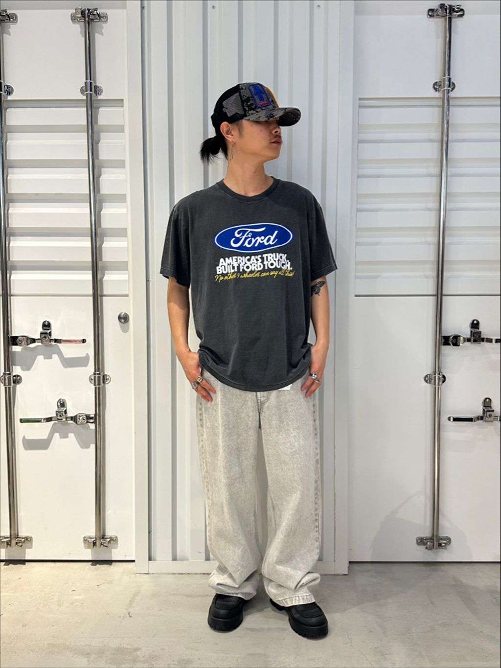 JOINT WORKS MENS