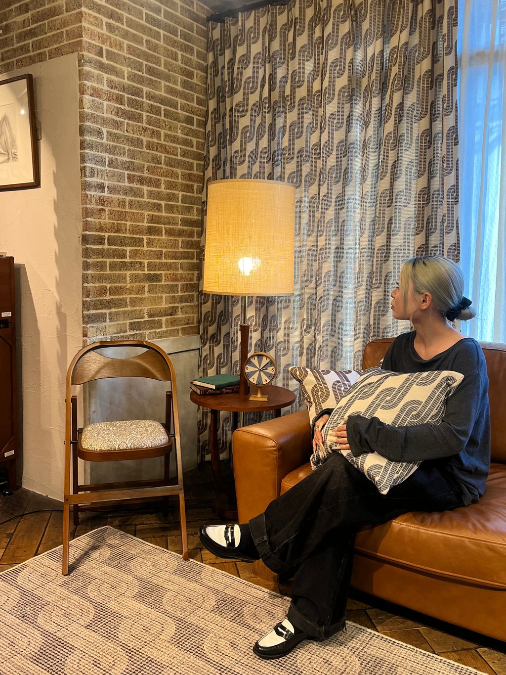 JOURNAL STANDARD FURNITURE