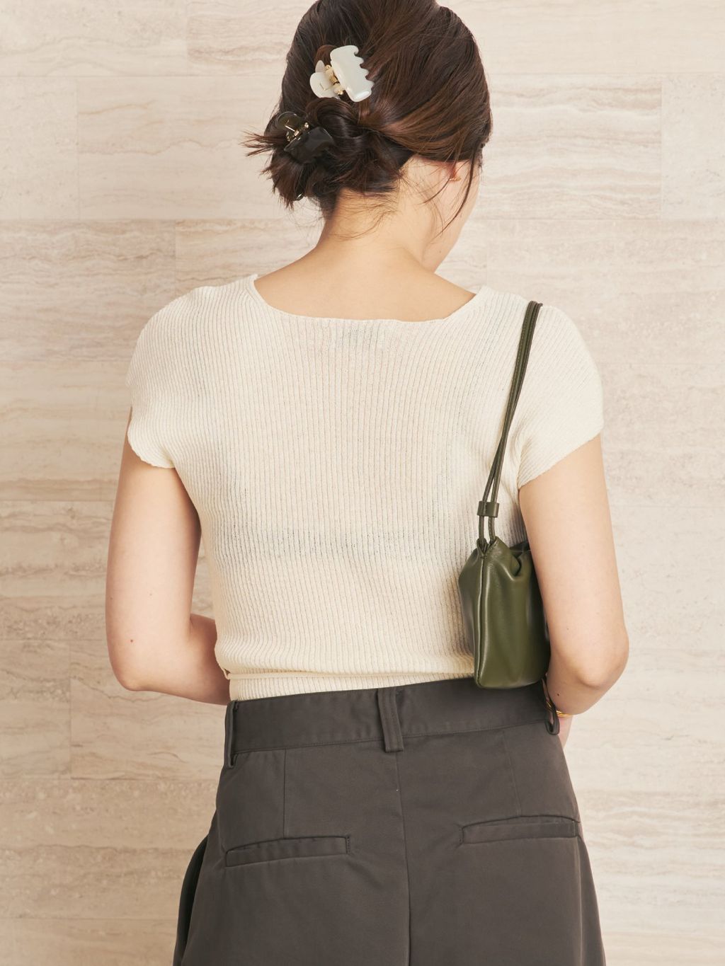 le / ル 別注 RIBBED CAP SLEEVELESS KNIT トップスのコーディネート