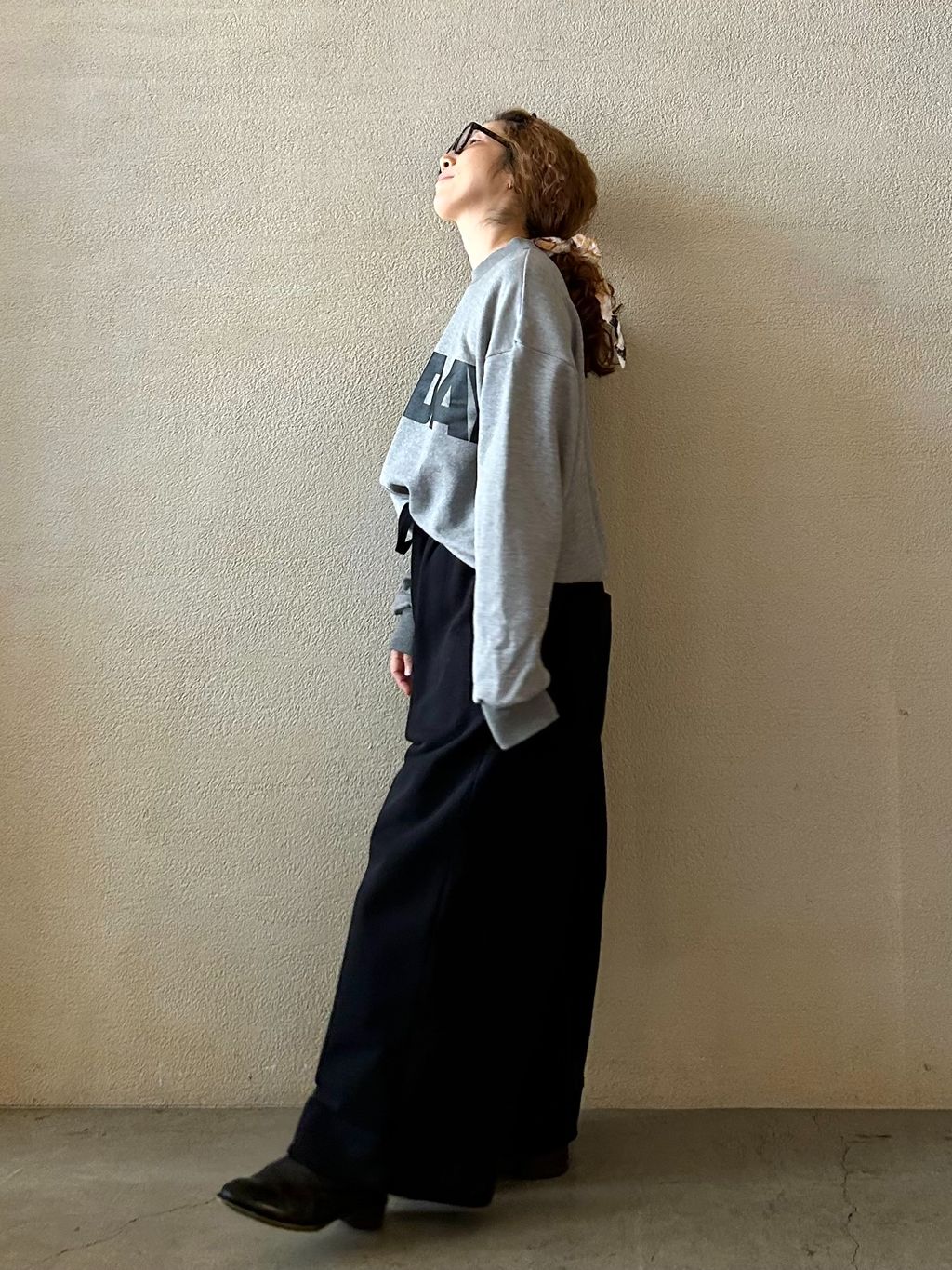 SUNDAY プリントスウェットのコーディネートスナップ（OE）｜journal