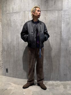 ゴートレザー ボンバーブルゾンのコーディネートスナップ（NIBO