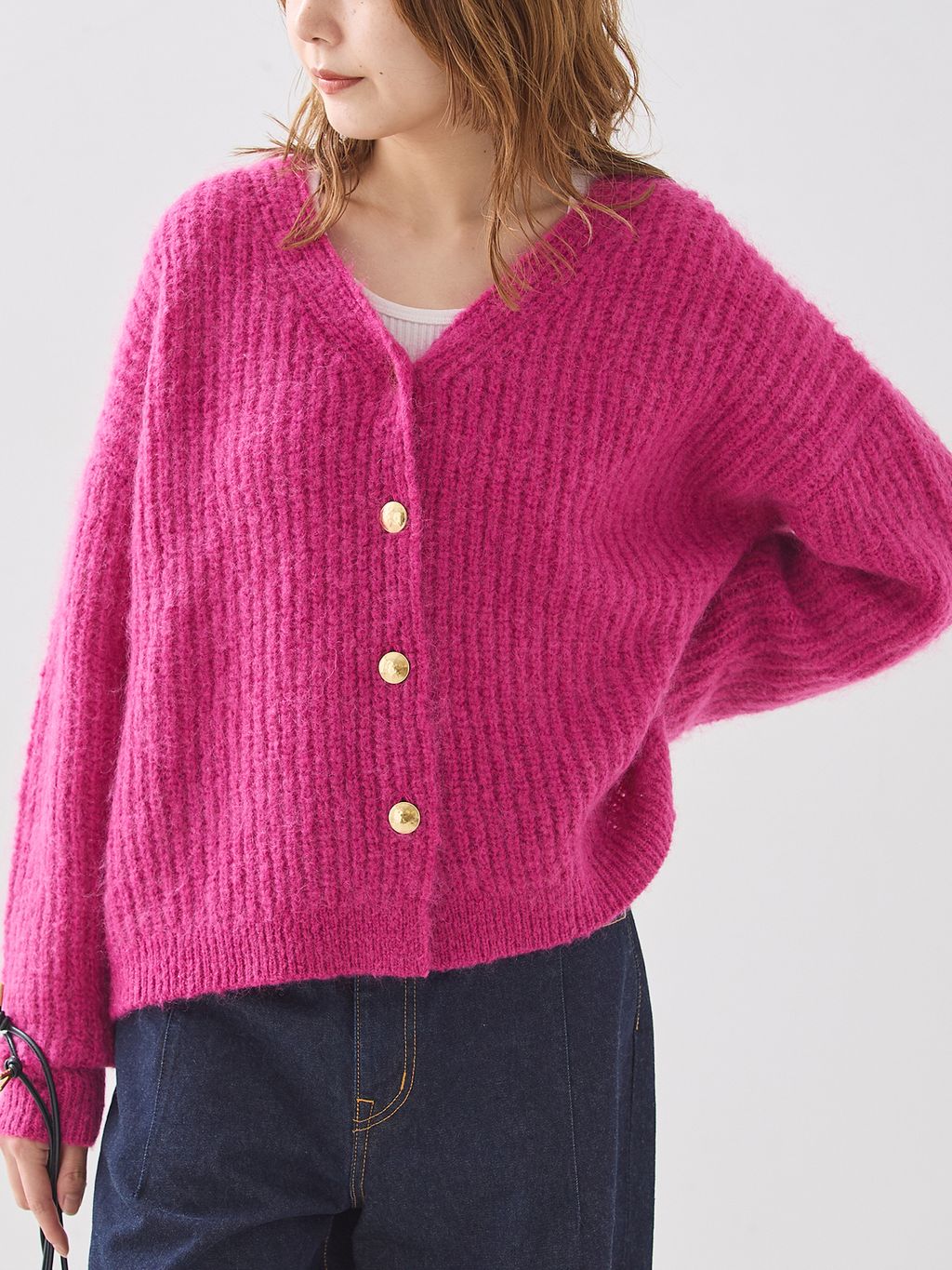 予約》AMYRIS ニットカーディガンのコーディネートスナップ（KUROIWA