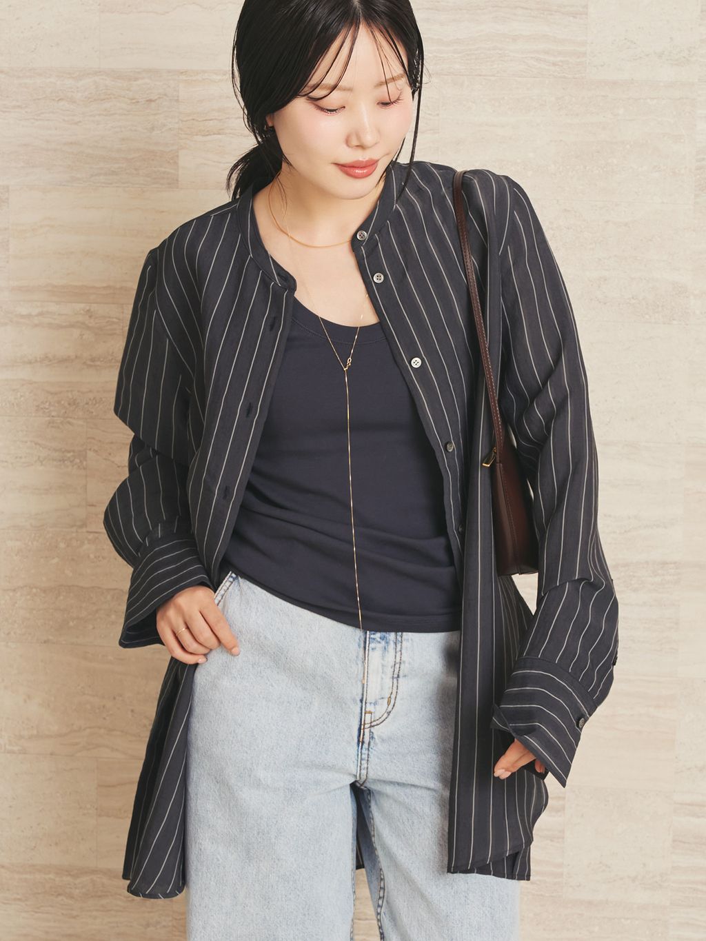 R'IAM シアーストライプシャツのコーディネートスナップ（risa