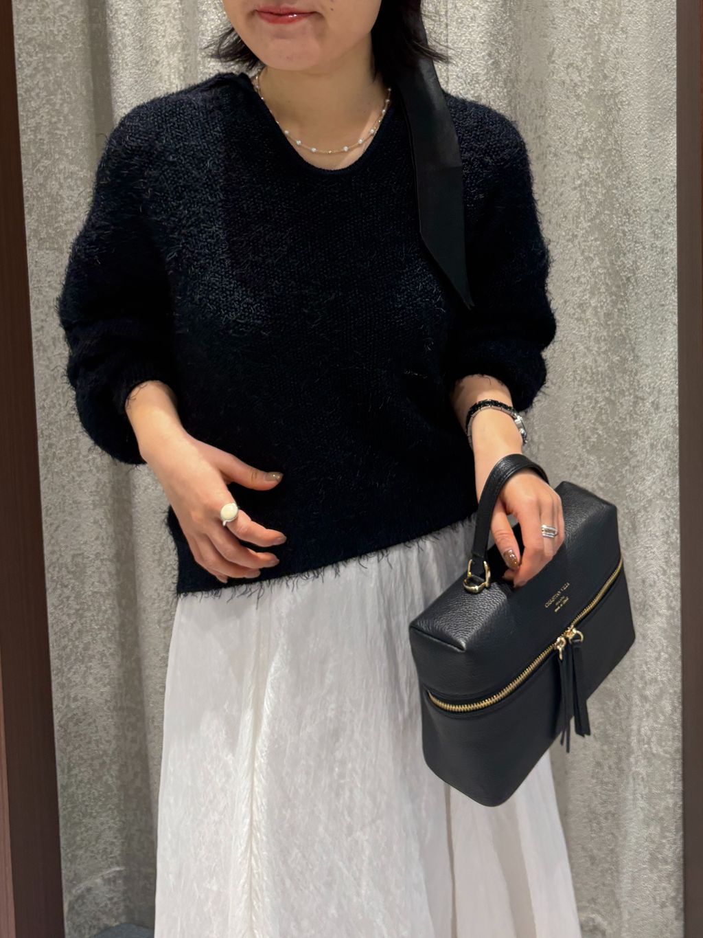 フェザーカノコスキッパーニットのコーディネートスナップ（kinn