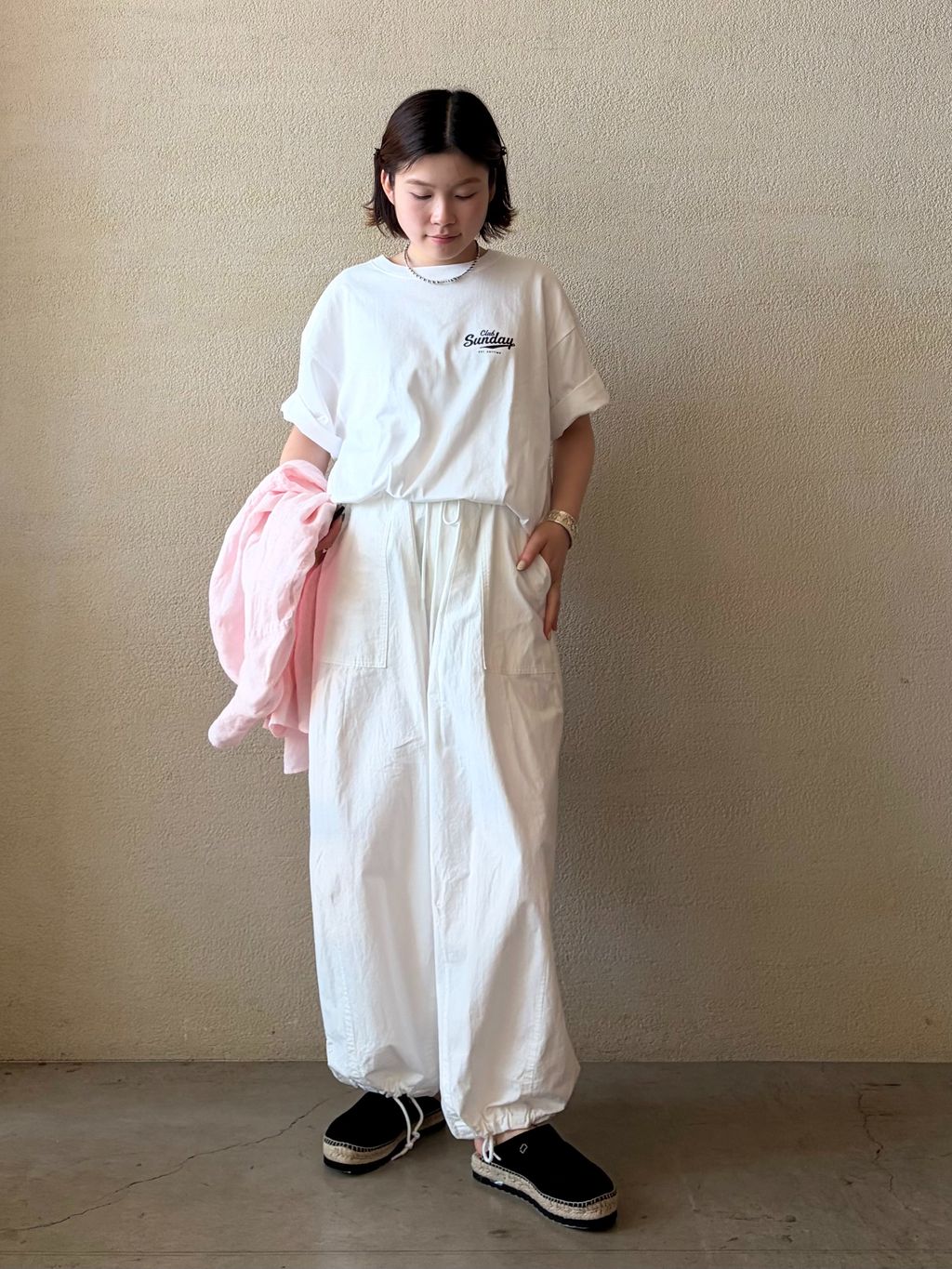 エアリネン Plainシャツのコーディネートスナップ（A.D）｜journal