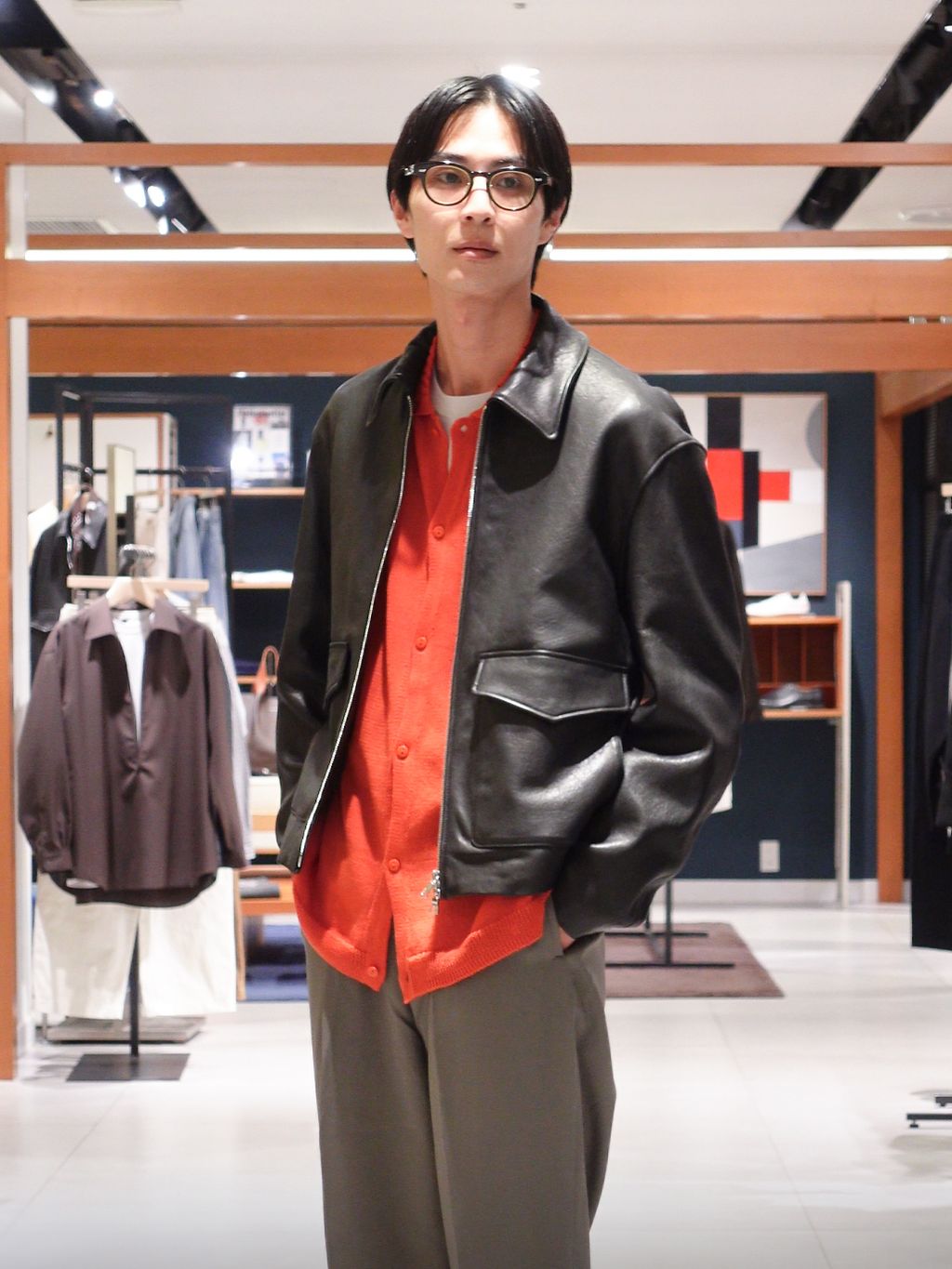 NZ-ラムレザー フライトジャケットのコーディネートスナップ（藤田英嗣