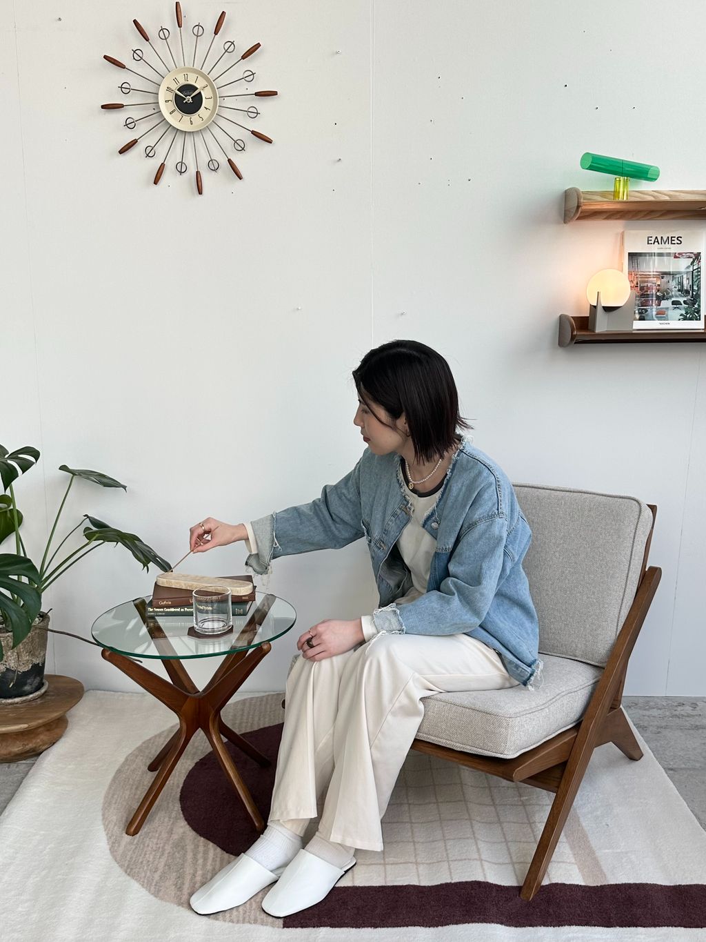 JOURNAL STANDARD FURNITURE