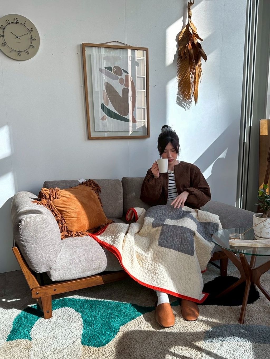 JOURNAL STANDARD FURNITURE