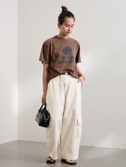ダックバレルレッグカーゴのコーディネートスナップ（miki