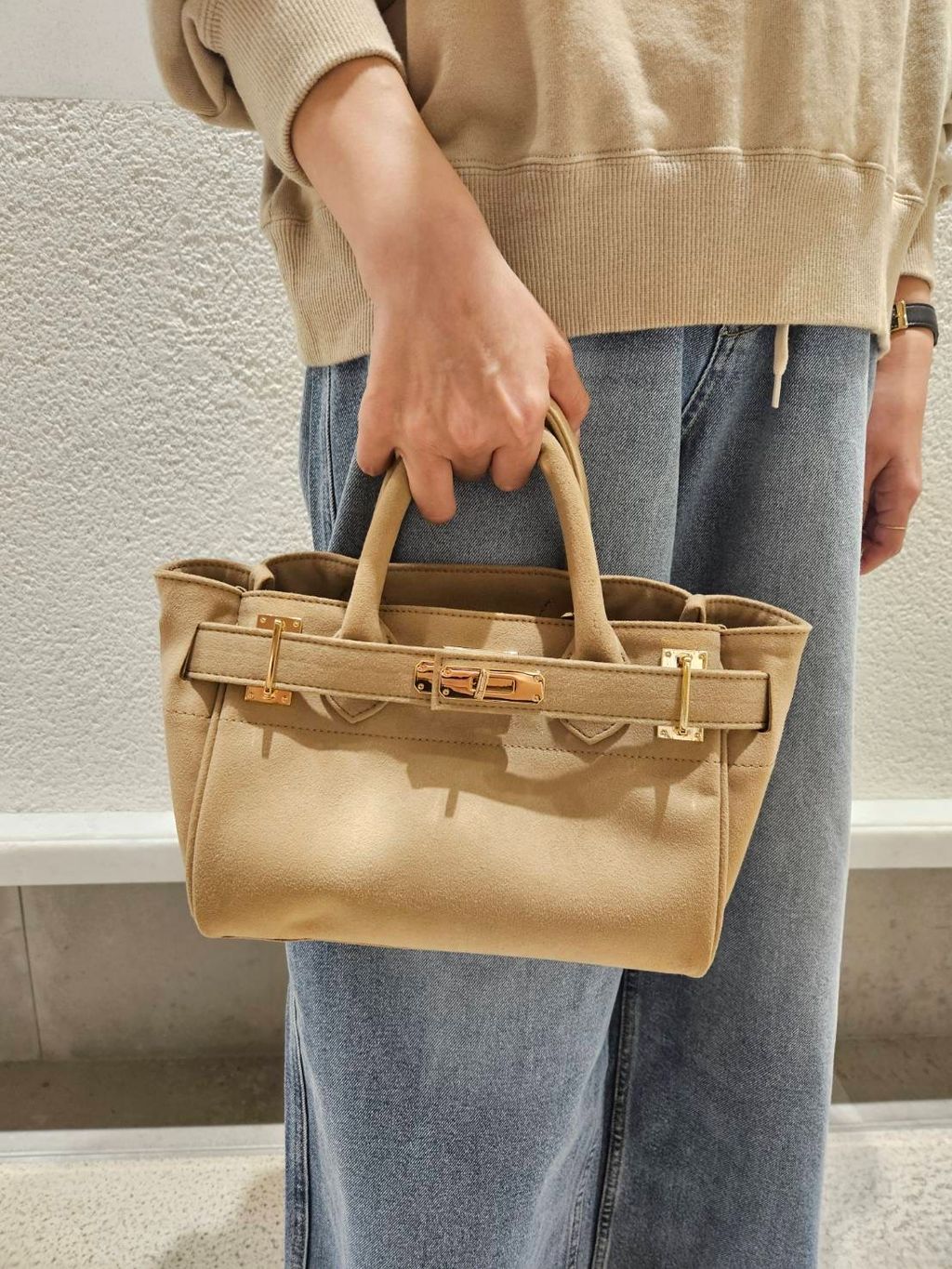 追加》oblada / オブラダ 別注HELLO SWEAT*のコーディネートスナップ