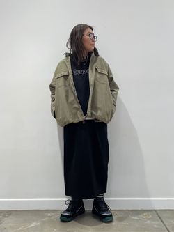 バックサテンCPOシャツブルゾンのコーディネートスナップ（M.M