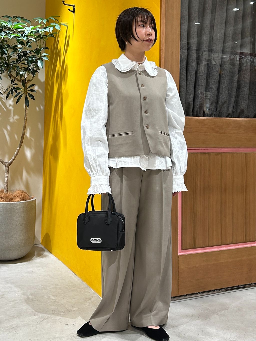 OUTDOOR PRODUCTS Usual Things