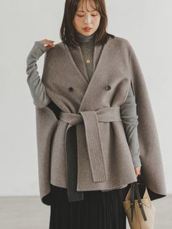 予約》【L'AUBEBLANC×NOBLE】 Dual Face Cape Coatのコーディネート