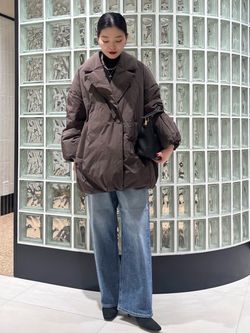 ARTIROSA 撥水テイラーコクーンダウンのコーディネートスナップ