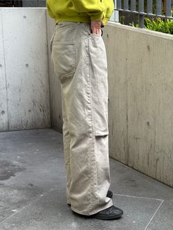 FIFTH Pleated Knee Loose Fit Baggy Pantsのコーディネートスナップ 