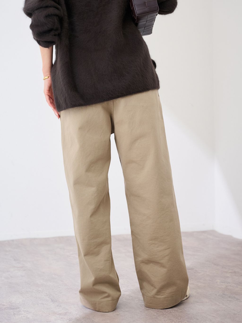 FRAMeWORK オーバーサイズチノパン新品未使用タグ付き FRAMeWORK（フレームワーク） チノパン 「WEB限定 / 追加」OVER SIZED