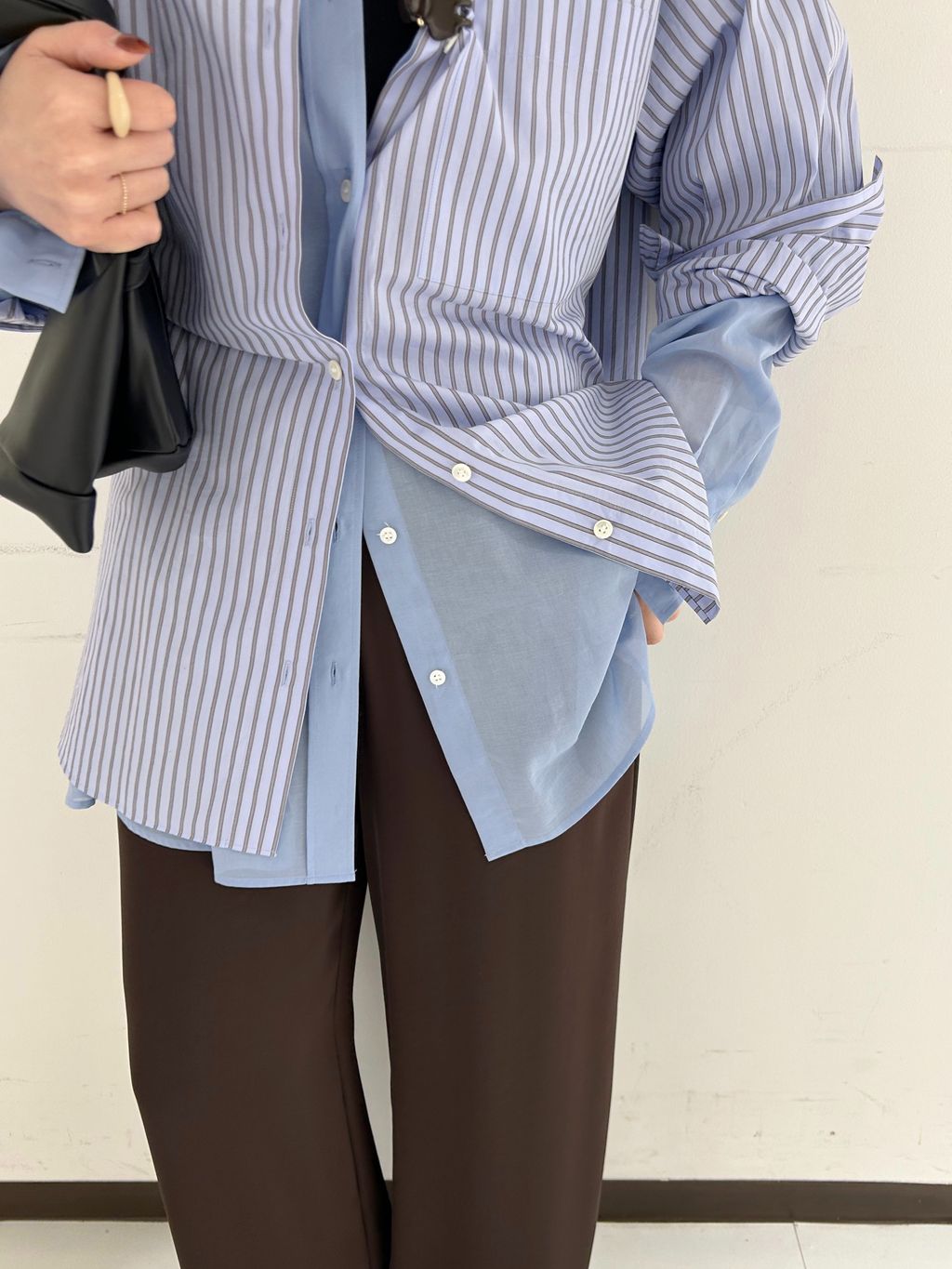 5stripe adjust シャツのコーディネートスナップ（Jun）｜Plage