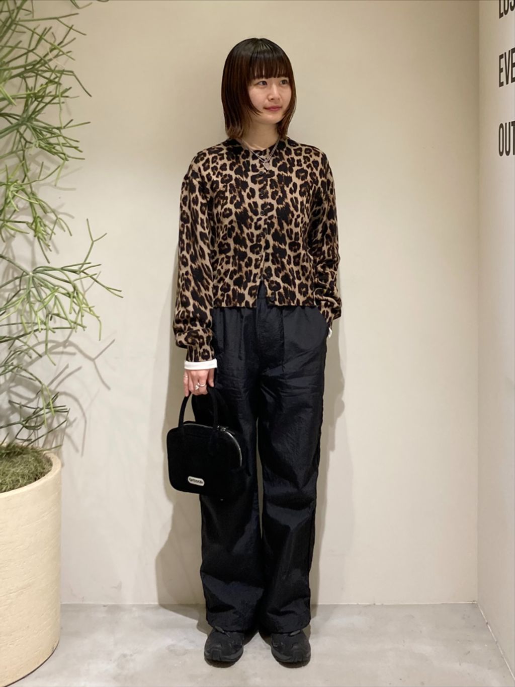 OUTDOOR PRODUCTS Usual Things