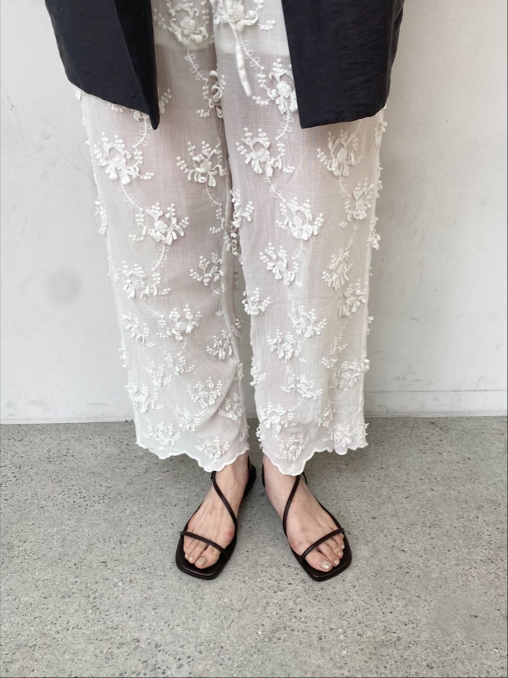 WEB+一部店舗限定》MIDORI UEEDA×GRISEナローストラップフラット