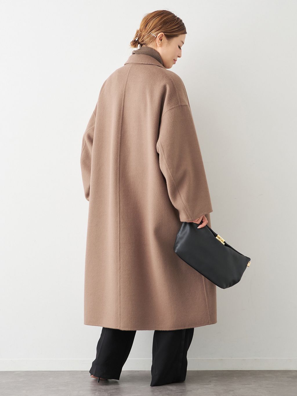ウールアンゴラ リバーコートのコーディネートスナップ（HIRO