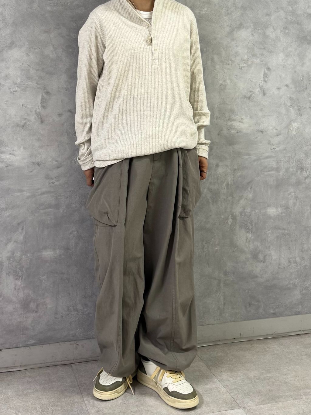 追加2》ミリタリークロス カーゴパンツのコーディネートスナップ（E.M