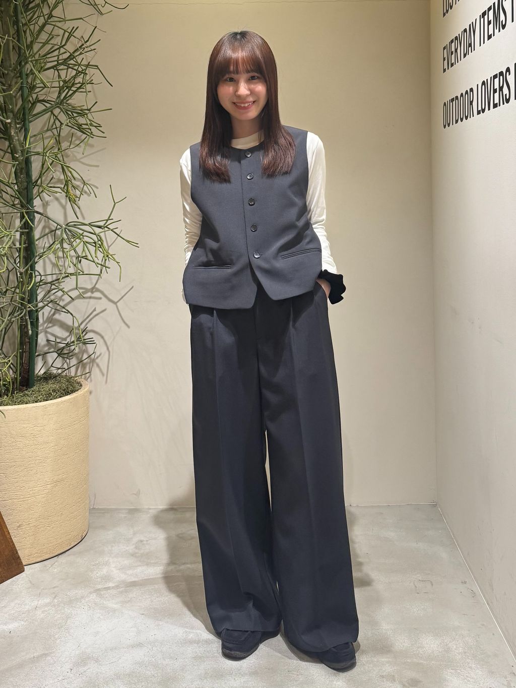 OUTDOOR PRODUCTS Usual Things